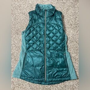 Lululemon down for a run Quilted Vest
